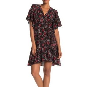 NWOT Max Studio wrap dress